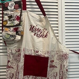 ( 0351) Wine O'Clock Apron and Oven Mitt Set